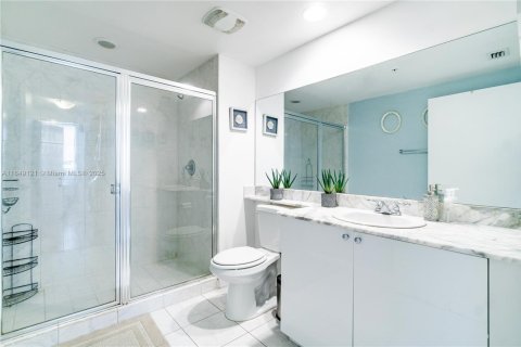 Купить кондоминиум в Авентура, Флорида 2 спальни, 98.94м2, № 1857314 - фото 27