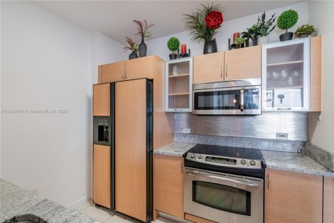 Купить кондоминиум в Авентура, Флорида 2 спальни, 98.94м2, № 1857314 - фото 9