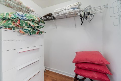 Купить кондоминиум в Авентура, Флорида 2 спальни, 98.94м2, № 1857314 - фото 25