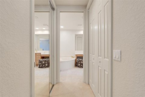Condominio en venta en Howey-in-the-Hills, Florida, 2 dormitorios, 188.68 m2 № 2149206 - foto 25