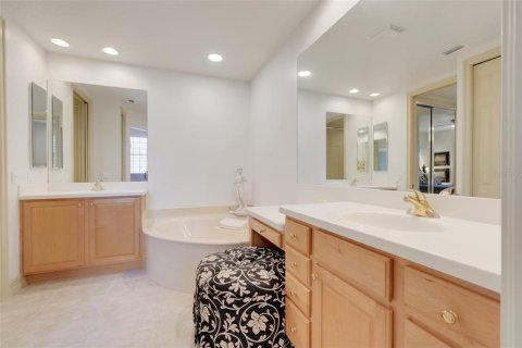 Condominio en venta en Howey-in-the-Hills, Florida, 2 dormitorios, 188.68 m2 № 2149206 - foto 27
