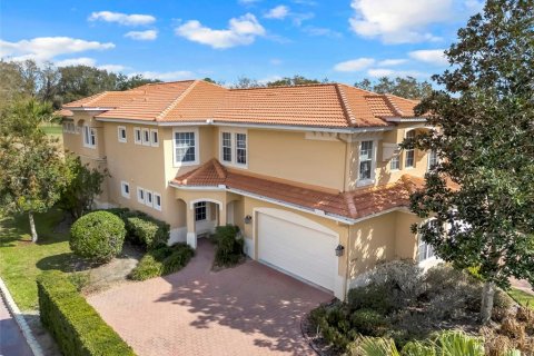 Condominio en venta en Howey-in-the-Hills, Florida, 2 dormitorios, 188.68 m2 № 2149206 - foto 2