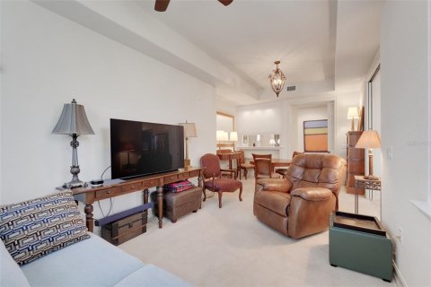 Condominio en venta en Howey-in-the-Hills, Florida, 2 dormitorios, 188.68 m2 № 2149206 - foto 12