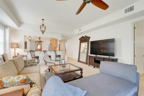 Condominio en venta en Howey-in-the-Hills, Florida, 2 dormitorios, 188.68 m2 № 2149206 - foto 9