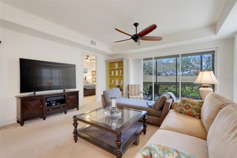 Condominio en venta en Howey-in-the-Hills, Florida, 2 dormitorios, 188.68 m2 № 2149206 - foto 13