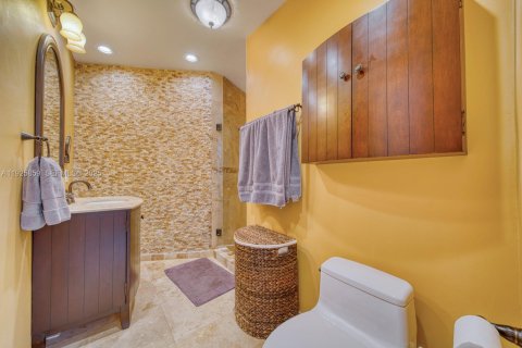 House in Pinecrest, Florida 3 bedrooms, 190.45 sq.m. № 1984632 - photo 27