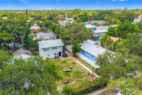 Immobilier commercial à vendre à Saint Petersburg, Floride: 2 chambres, 96.62 m2 № 2294905 - photo 2
