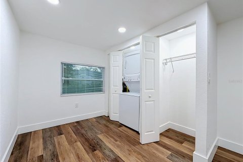 Immobilier commercial à vendre à Saint Petersburg, Floride: 2 chambres, 96.62 m2 № 2294905 - photo 22
