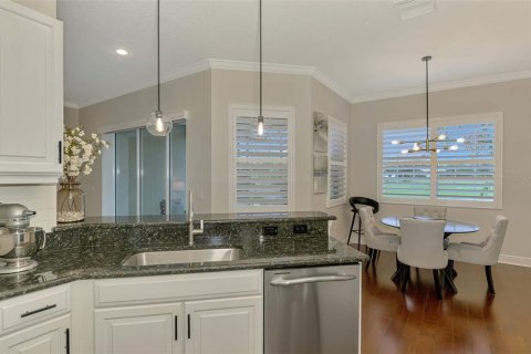 House in Lakewood Ranch, Florida 3 bedrooms, 231.05 sq.m. № 1916788 - photo 29