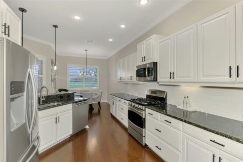 House in Lakewood Ranch, Florida 3 bedrooms, 231.05 sq.m. № 1916788 - photo 27