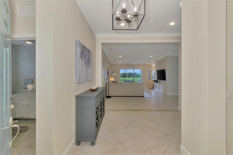 House in Lakewood Ranch, Florida 3 bedrooms, 231.05 sq.m. № 1916788 - photo 14