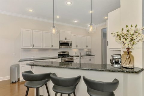 House in Lakewood Ranch, Florida 3 bedrooms, 231.05 sq.m. № 1916788 - photo 24