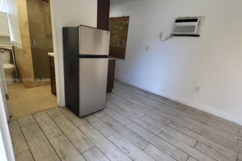 Apartamento en alquiler en North Miami, Florida, 1 dormitorio, 55.74 m2 № 2030620 - foto 6