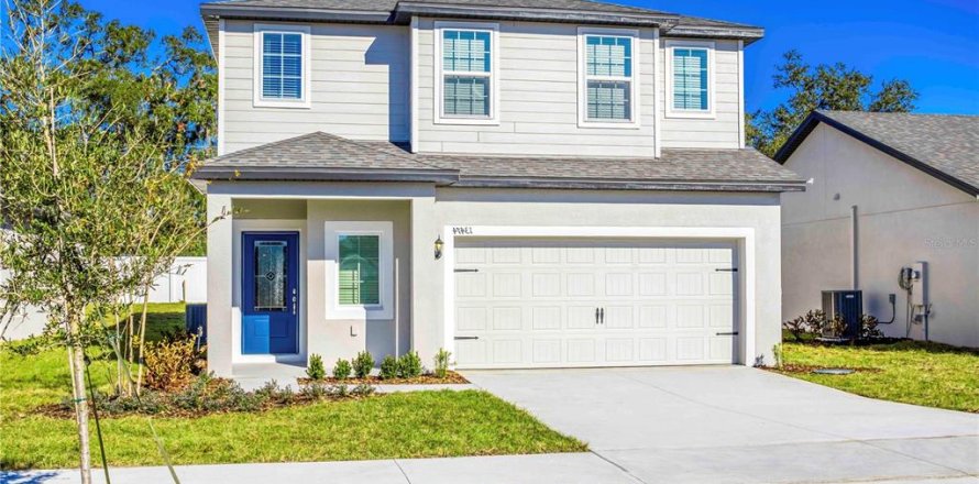 House in Astatula, Florida 4 bedrooms, 168.25 sq.m. № 1522800