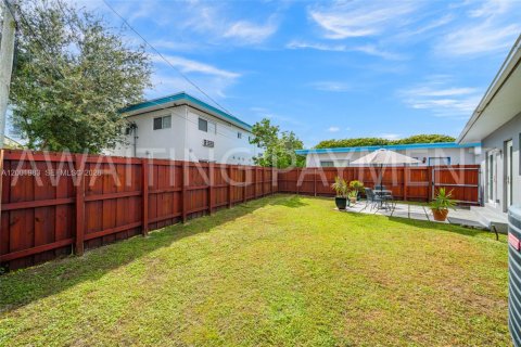 Casa en venta en Miami Beach, Florida, 2 dormitorios, 96.43 m2 № 2066039 - foto 16
