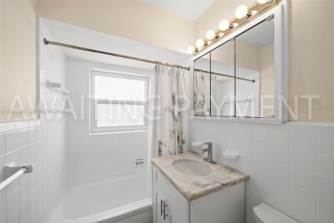 Casa en venta en Miami Beach, Florida, 2 dormitorios, 96.43 m2 № 2066039 - foto 13