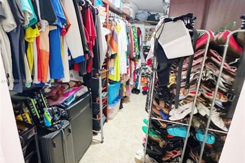 Купить кондоминиум в Майами, Флорида 2 спальни, 115.94м2, № 2024349 - фото 17