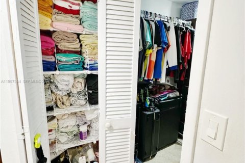 Купить кондоминиум в Майами, Флорида 2 спальни, 115.94м2, № 2024349 - фото 18