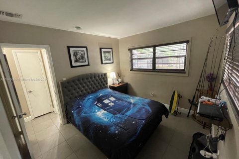 House in Miami Gardens, Florida 3 bedrooms, 136.01 sq.m. № 1849012 - photo 14