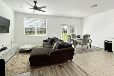 Adosado en alquiler en Davenport, Florida, 3 dormitorios, 130.43 m2 № 1877036 - foto 4