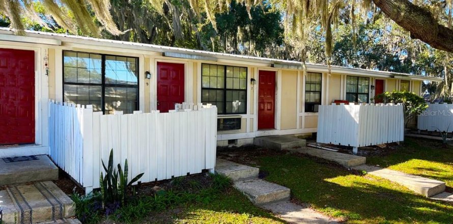 Appartement à Leesburg, Floride 2 chambres, 80.27 m2 № 1540231