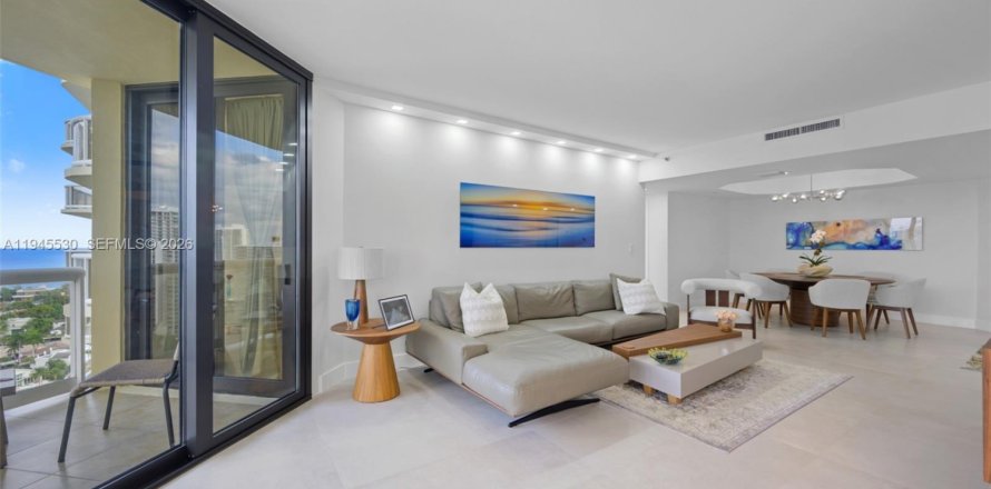 Condo in Aventura, Florida, 2 bedrooms  № 2002518