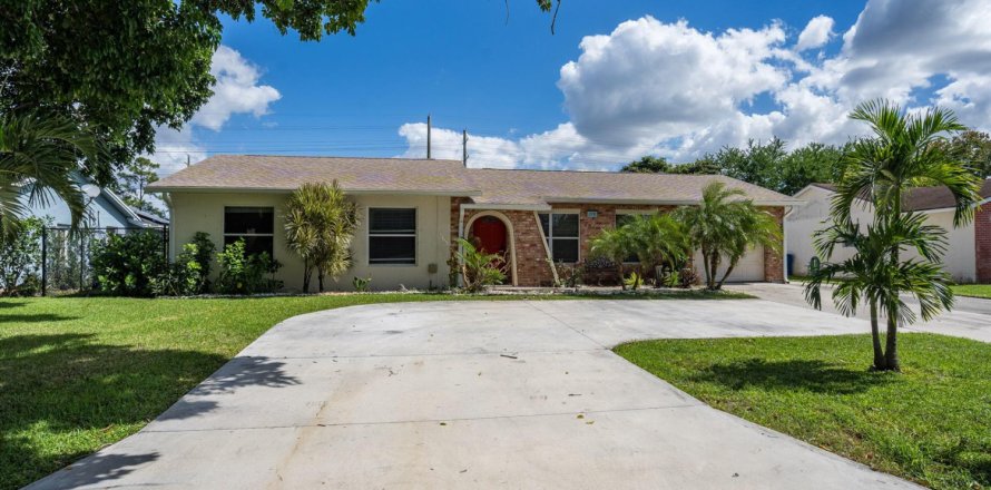 Casa en Royal Palm Beach, Florida 3 dormitorios, 149.67 m2 № 2428507
