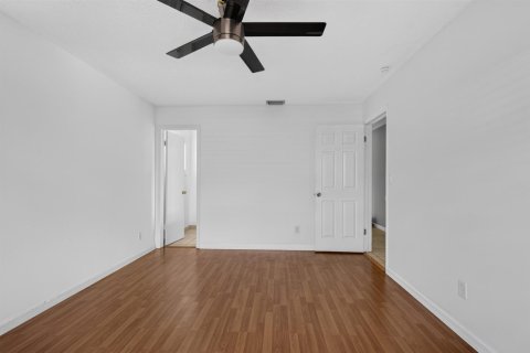 Casa en venta en Royal Palm Beach, Florida, 3 dormitorios, 149.67 m2 № 2428507 - foto 19