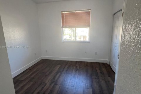 Townhouse in Homestead, Florida 3 bedrooms, 147.71 sq.m. № 2022096 - photo 27