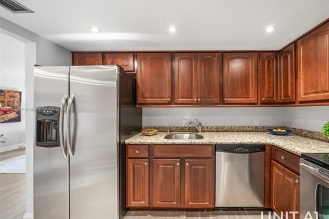 Copropriété à vendre à North Miami, Floride: 4 chambres, 254.74 m2 № 1977572 - photo 11