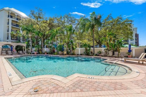 Copropriété à vendre à Tampa, Floride: 2 chambres, 99.68 m2 № 2223425 - photo 24