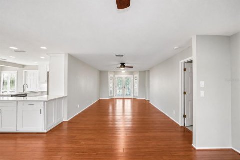 House in Palm Harbor, Florida 2 bedrooms, 113.34 sq.m. № 2399490 - photo 6