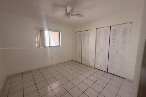 Снять в аренду кондоминиум в Хайалиа, Флорида 2 спальни, 72.28м2, № 2033649 - фото 14