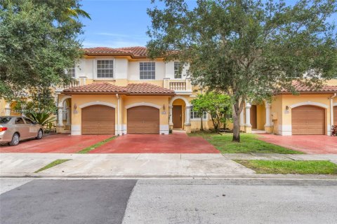 Casa en venta en Miramar, Florida, 3 dormitorios, 157.93 m2 № 1839399 - foto 1
