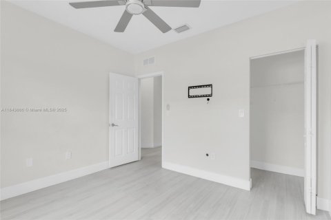 Casa en venta en Miramar, Florida, 3 dormitorios, 157.93 m2 № 1839399 - foto 30