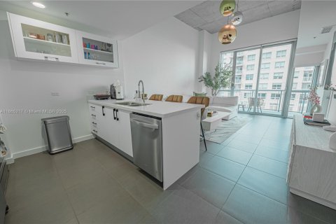 Купить кондоминиум в Майами, Флорида 1 спальня, 70.7м2, № 1897357 - фото 22