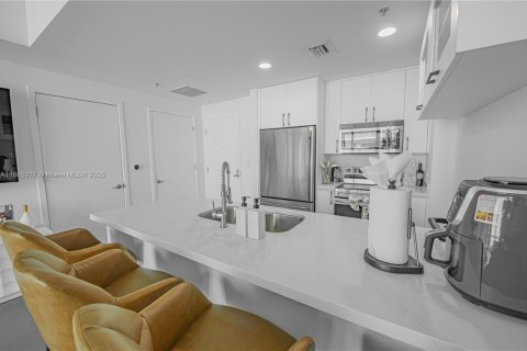 Купить кондоминиум в Майами, Флорида 1 спальня, 70.7м2, № 1897357 - фото 26