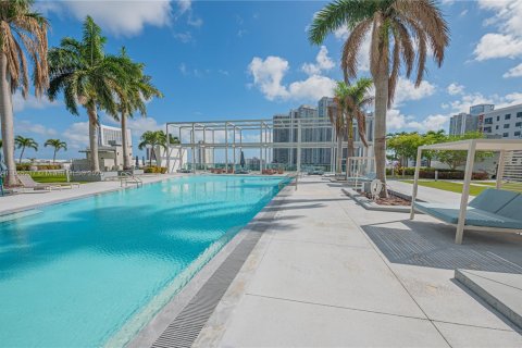 Купить кондоминиум в Майами, Флорида 1 спальня, 70.7м2, № 1897357 - фото 13