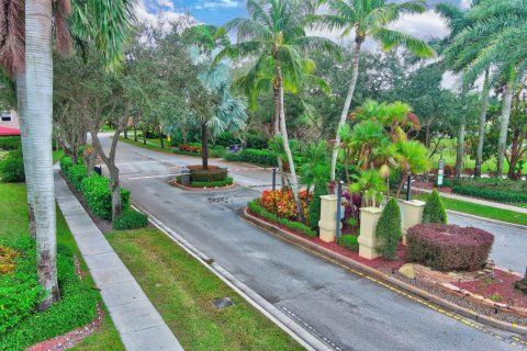 House in Royal Palm Beach, Florida 4 bedrooms, 282.14 sq.m. № 987493 - photo 1