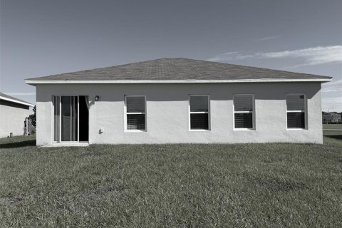 Villa ou maison à louer à Winter Haven, Floride: 3 chambres, 121.89 m2 № 2410139 - photo 2