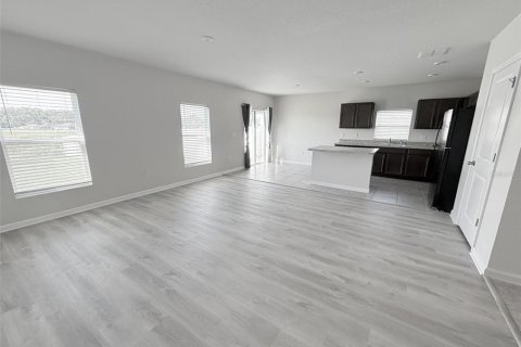 Villa ou maison à louer à Winter Haven, Floride: 3 chambres, 121.89 m2 № 2410139 - photo 11