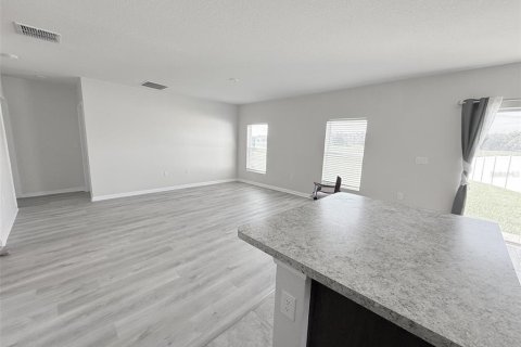 Villa ou maison à louer à Winter Haven, Floride: 3 chambres, 121.89 m2 № 2410139 - photo 12