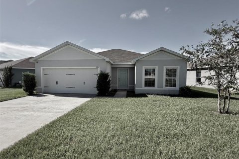 Villa ou maison à Winter Haven, Floride 3 chambres, 121.89 m2 № 2410139