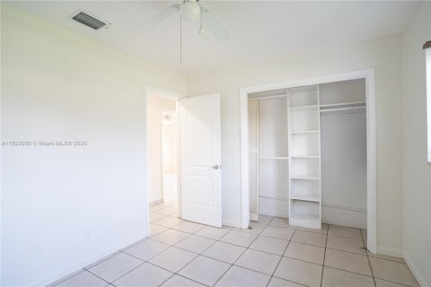 Villa ou maison à vendre à Miami, Floride: 3 chambres, 128.58 m2 № 1790989 - photo 20