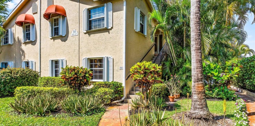 Condo in Hypoluxo, Florida, 2 bedrooms № 2153943
