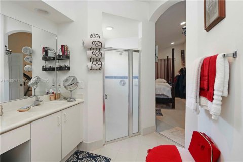 Купить виллу или дом в Хомстед, Флорида 3 спальни, 124.12м2, № 1957971 - фото 10