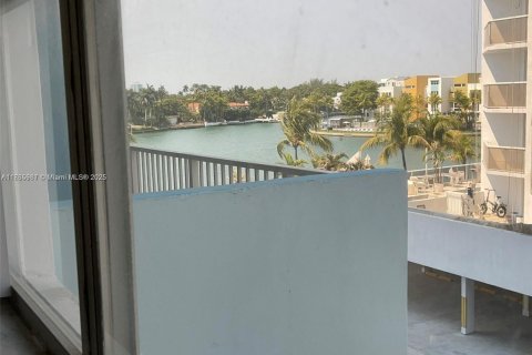 Copropriété à vendre à Miami Beach, Floride: 1 chambre, 79.43 m2 № 1979222 - photo 20