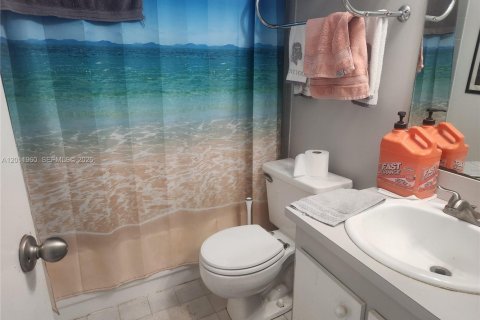 Casa en venta en Davie, Florida, 2 dormitorios, 88.72 m2 № 2075034 - foto 8
