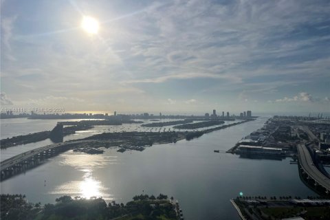 Condo in Miami, Florida, 1 bedroom  № 2261069