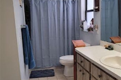 House in Inverness, Florida 3 bedrooms, 155.15 sq.m. № 1808663 - photo 17